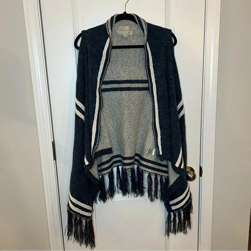Ethereal women’s kimono vest small $5